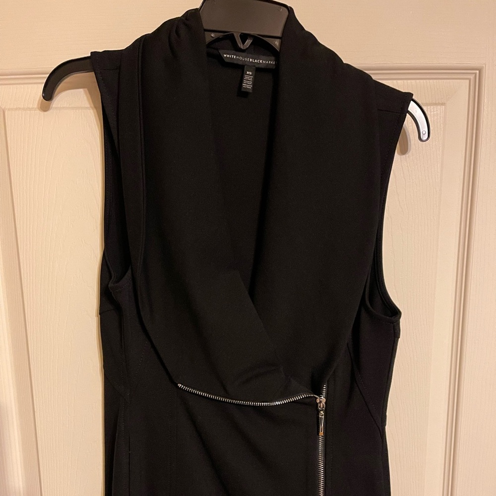 White House Black Market XS ponte vest